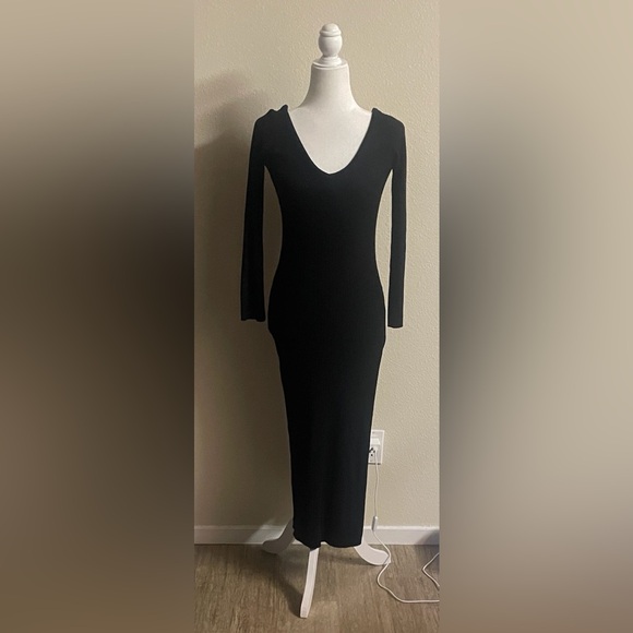 Fashion Nova Black Ribbed Bodycon Maxi Dress V-Neck Long Sleeve – Size M - Picture 4 of 10